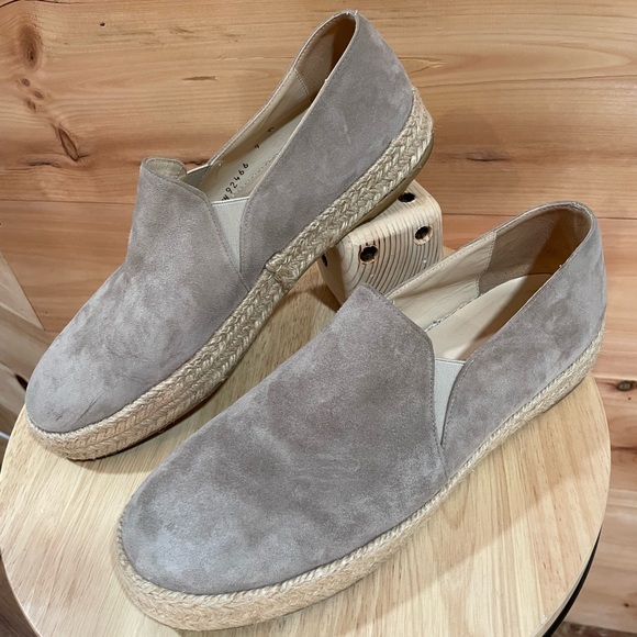 Stuart Weitzman Nugal Slip On Espadrilles in Taupe-Grey Suede Size 9 - Picture 1 of 10